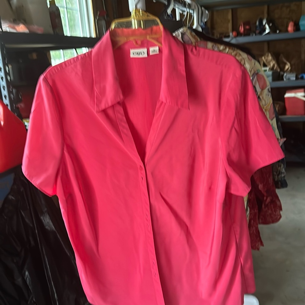 Cato bright pink button top XL